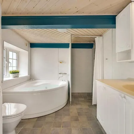 Willi - 3km From The Sea In Western Jutland By Interhome Апартаменты *